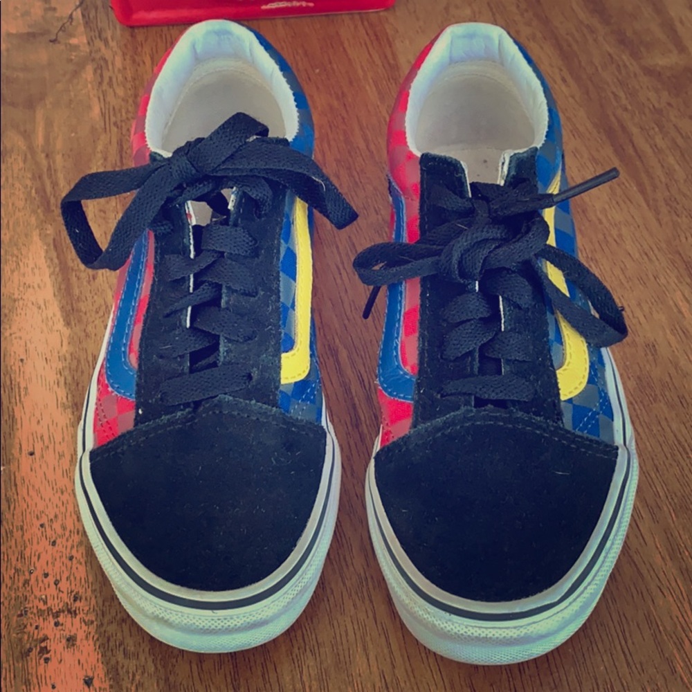 Vans size 2 in kids, multicolored checker!